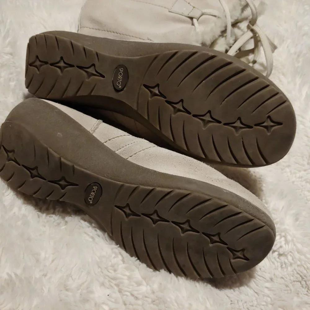 Sporto womens cream lace up suede water boots 9